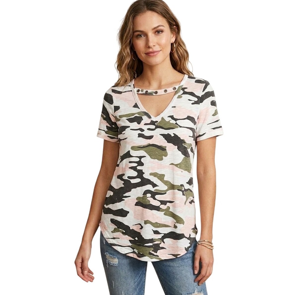 Maurices 24/7 Camo Print Cutout VNeck Top Pink Green XS Camouflage Aesthetic Tee